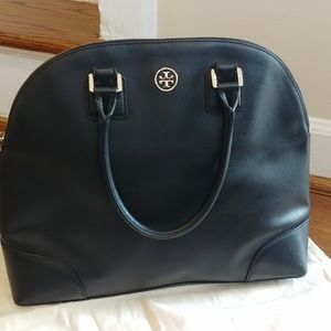 Tory Burch open dome Robinson black satchel bag bl